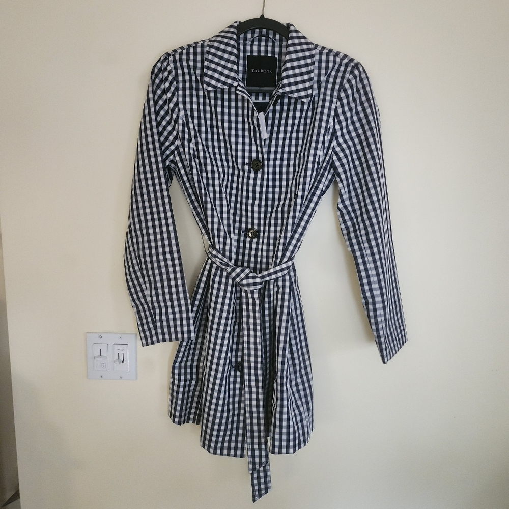 NWT Talbots Small, Gigham Classic Raincoat With Tie, Button Down